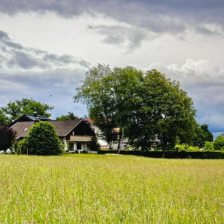 Ferienwohnung Chiemseealpenblick Брайтбрунн-ам-Кимзе Экстерьер фото