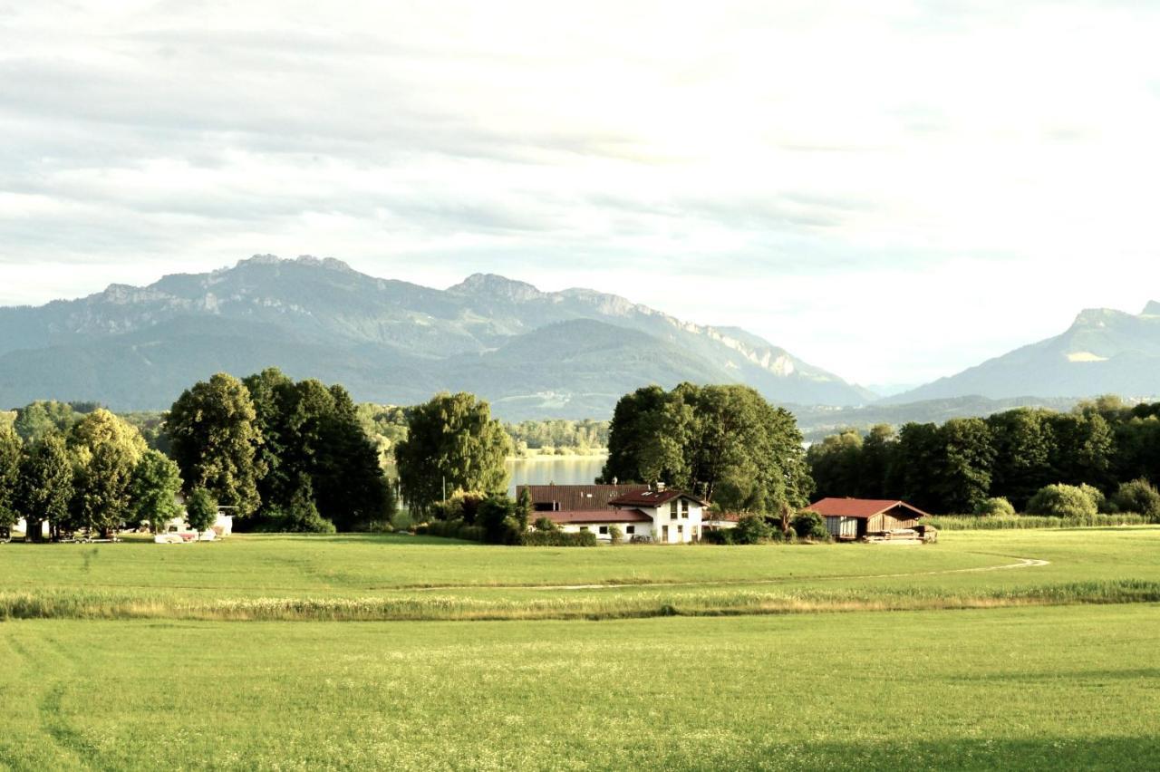 Ferienwohnung Chiemseealpenblick Брайтбрунн-ам-Кимзе Экстерьер фото