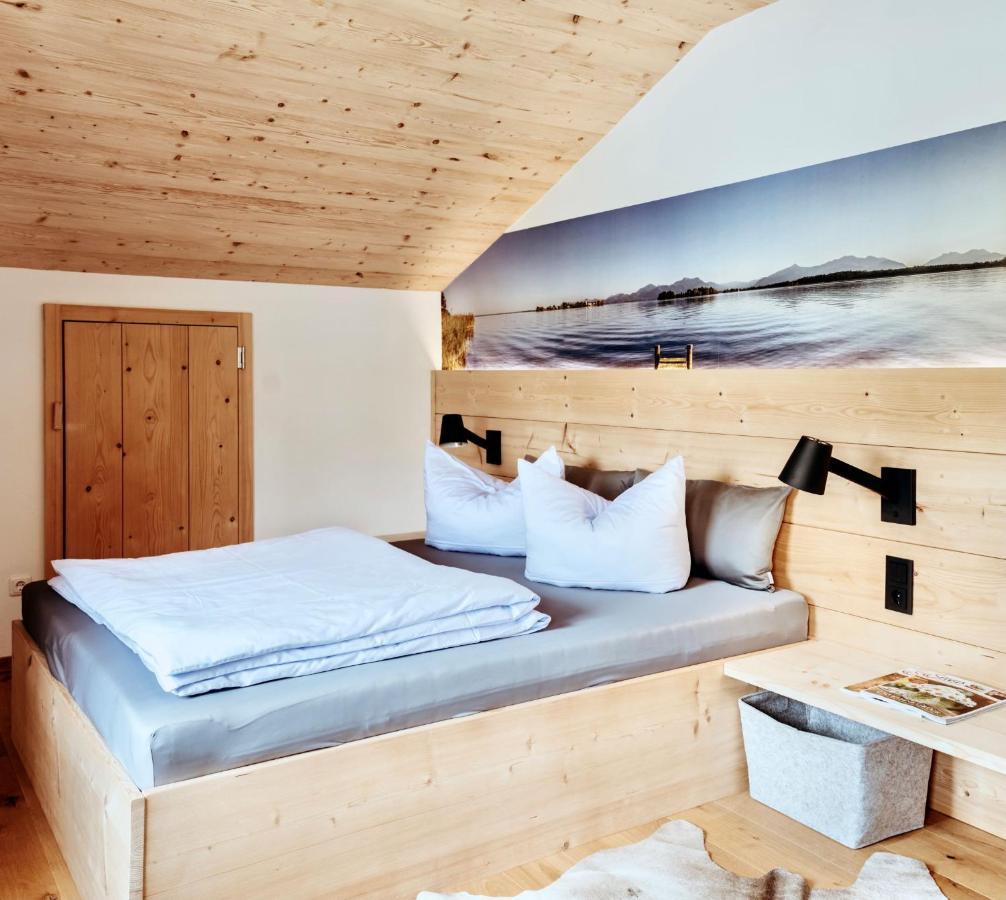 Ferienwohnung Chiemseealpenblick Брайтбрунн-ам-Кимзе Экстерьер фото
